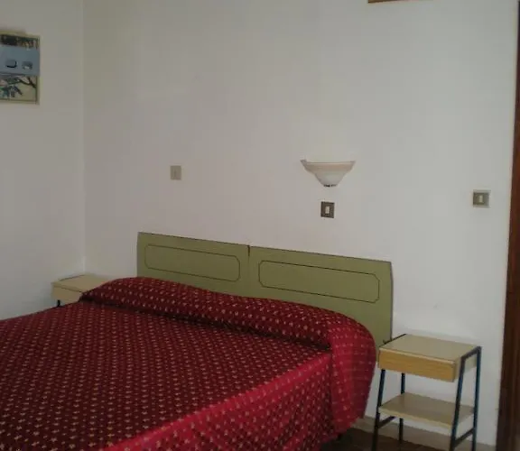 Dinosauro Otel