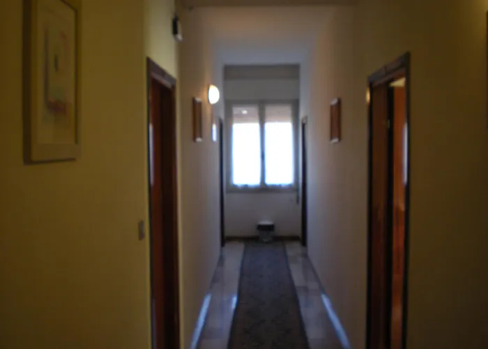 Otel Dinosauro 2*